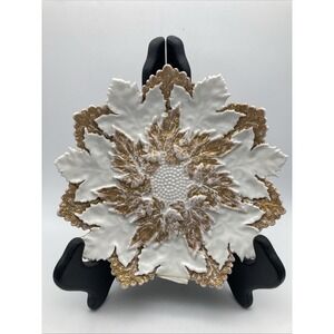 ANTIQUE MEISSEN PORCELAIN WHITE & GOLD GILT MAPLE LEAF 7.75" PLATE c1850 as is